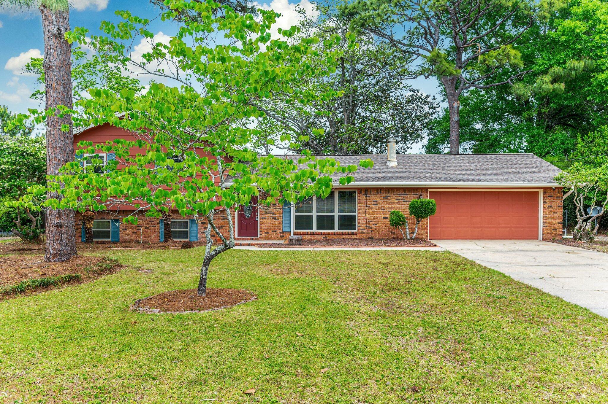 Property Photo: 11 Birch Avenue FL 32579