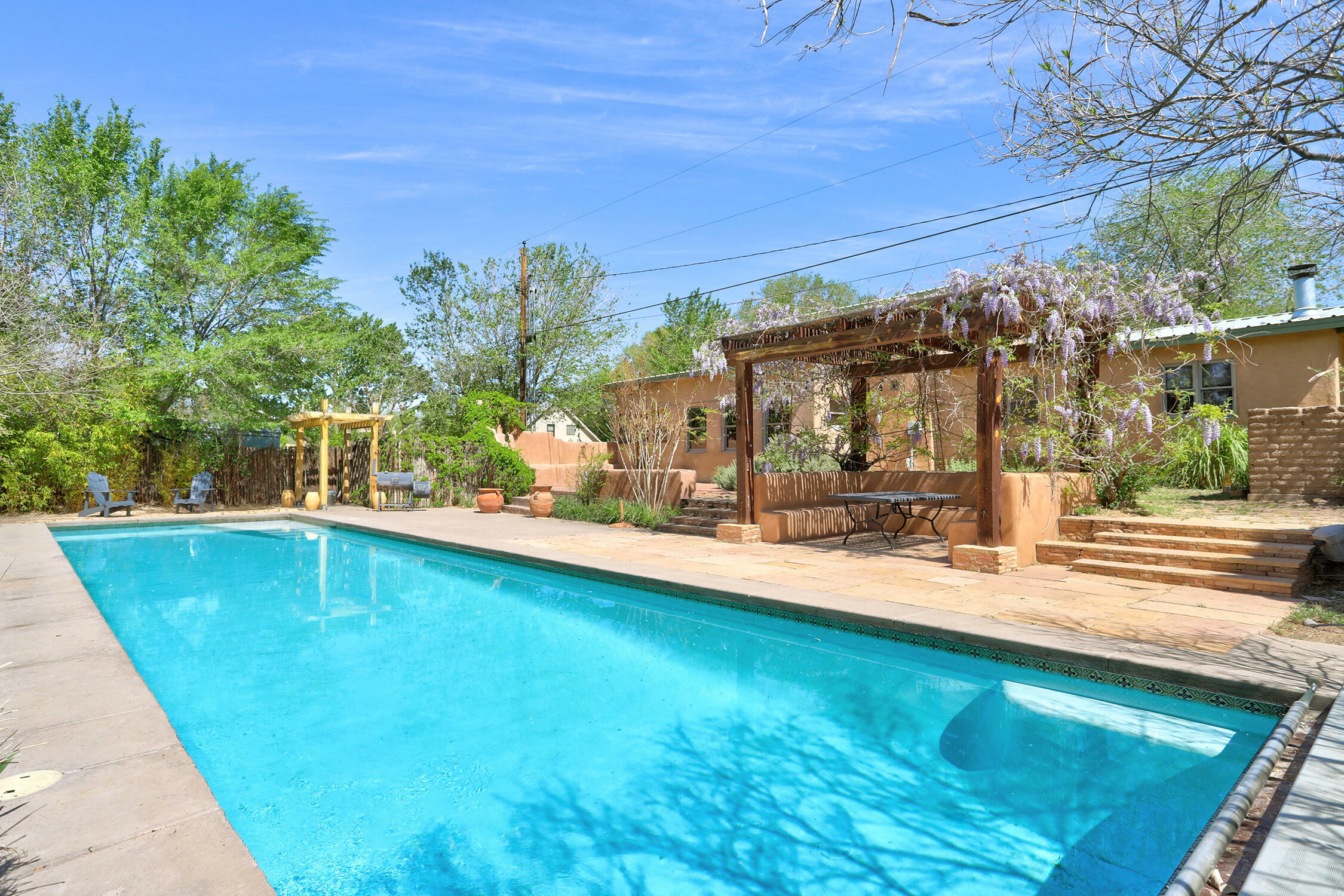 Property Photo: 107 Rome Lane NM 87048