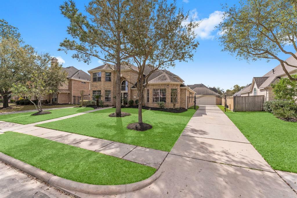 Property Photo: 1614 Noble Pointe Drive TX 77379