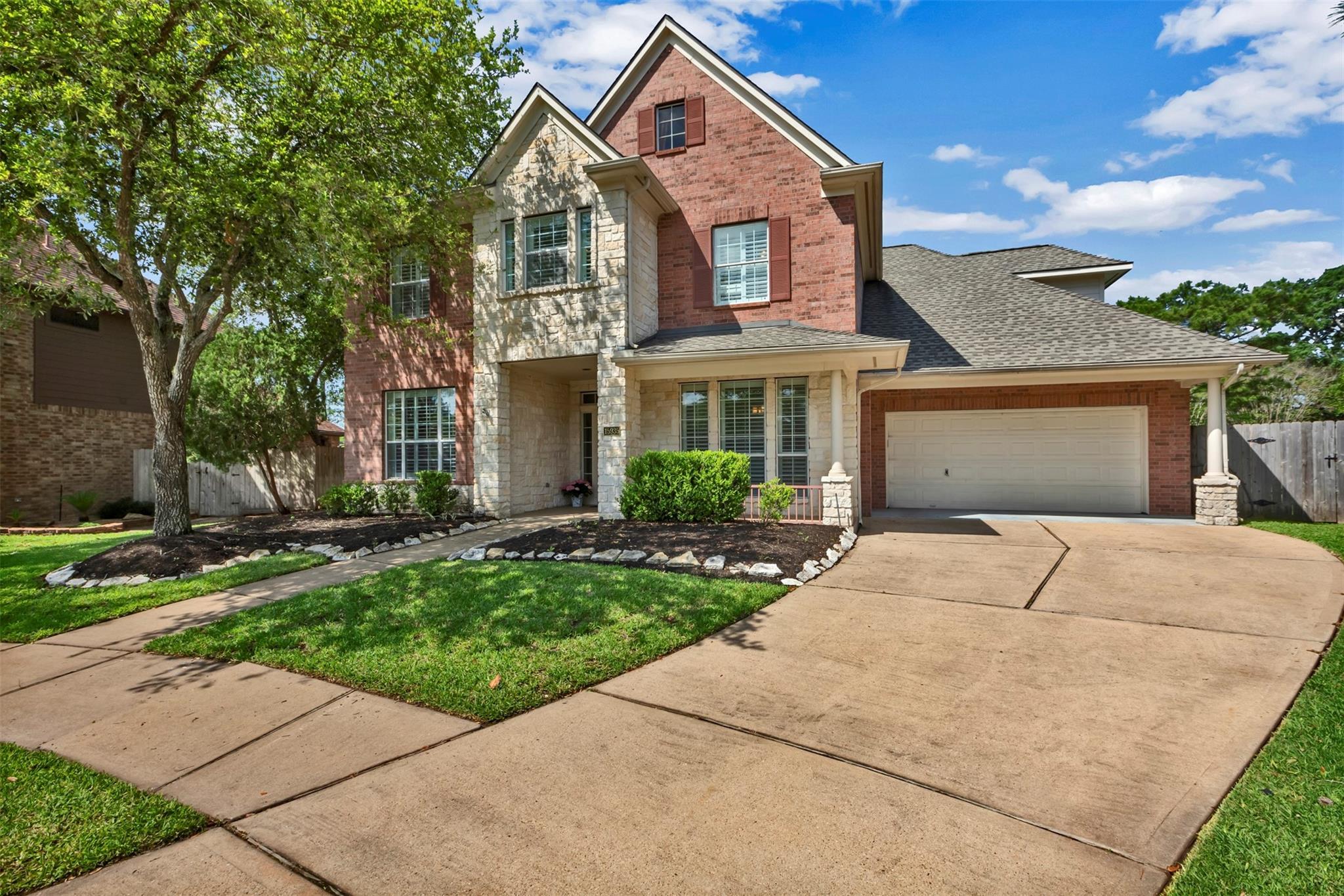 Property Photo: 15935 Lake Loop Drive TX 77433