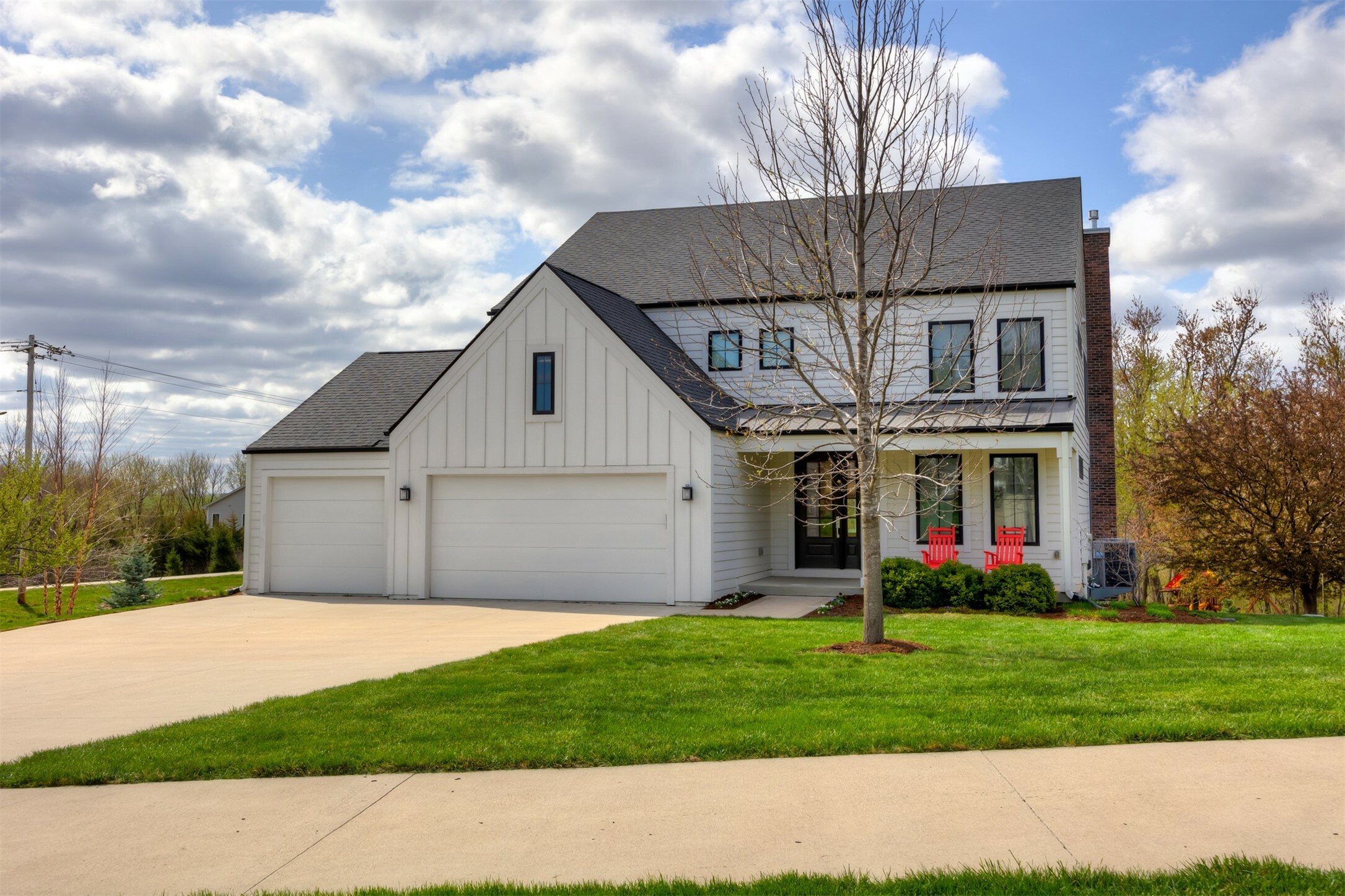 5412 SW Lake Ridge Drive  West Des Moines IA 50265 photo