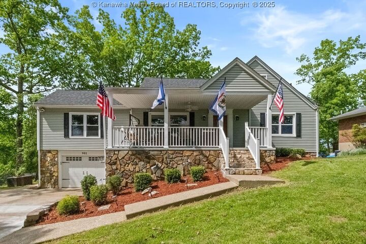 Property Photo:  901 Evanwood Road  WV 25314 