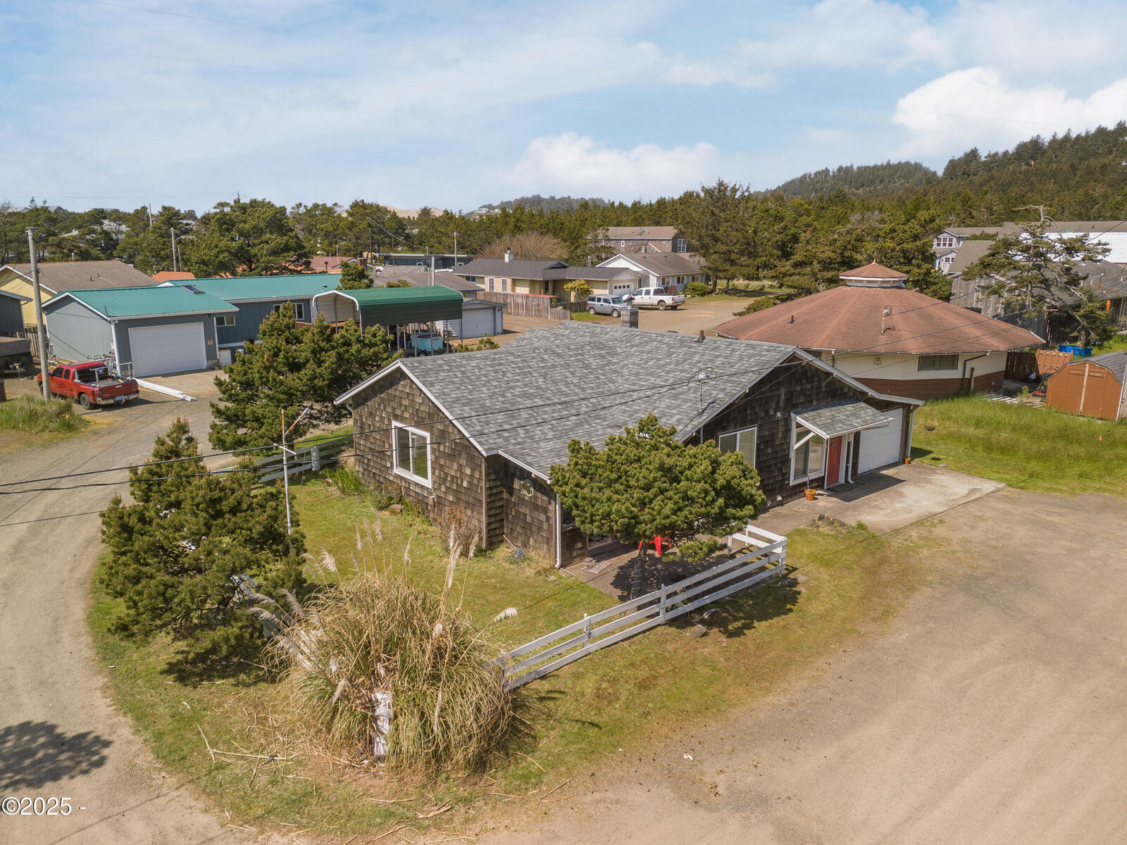 Property Photo:  34590 Ray Avenue  OR 97135 