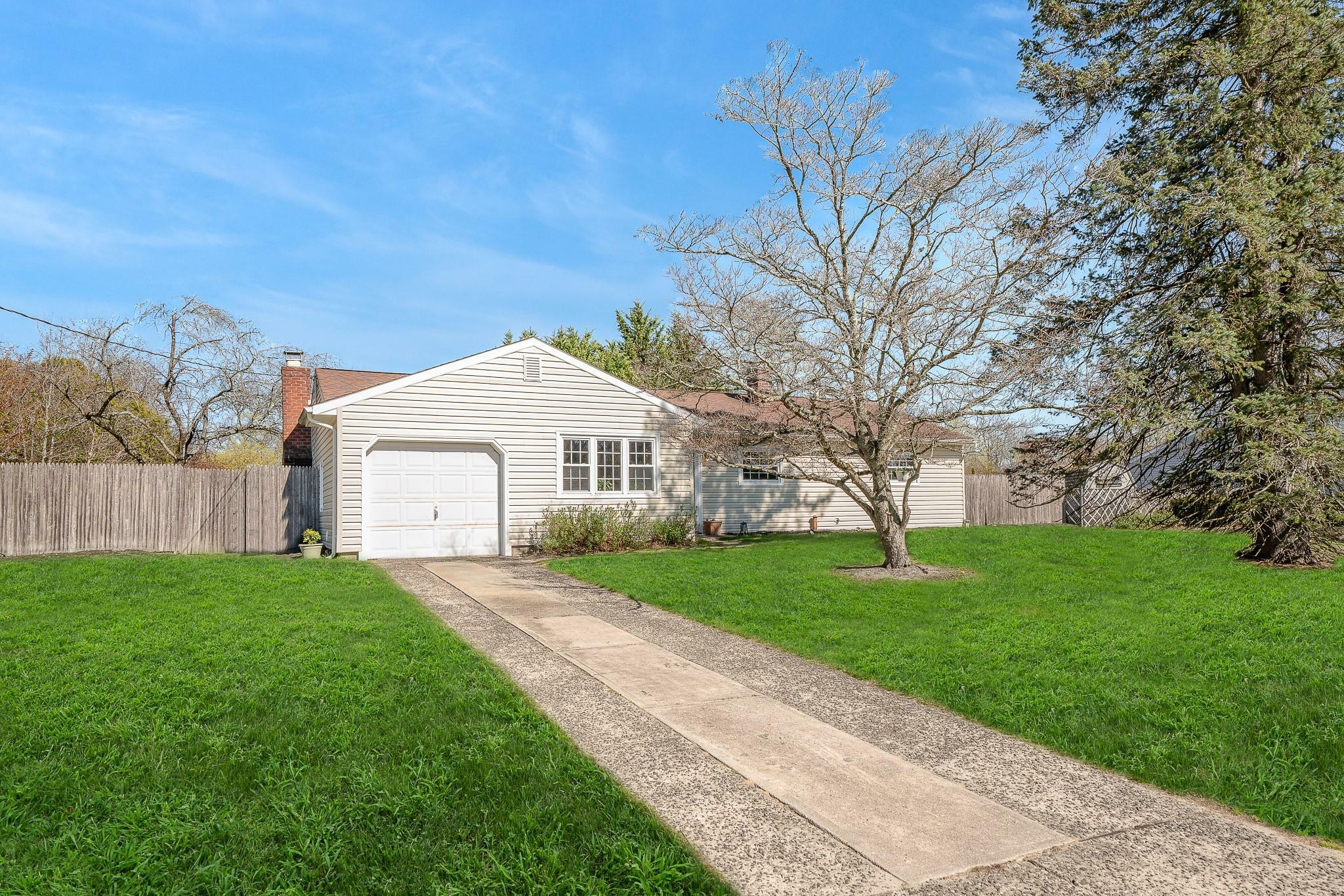 Property Photo: 17 American Avenue NY 11727