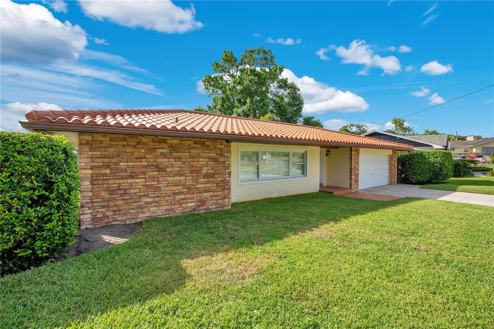 Property Photo: 3108 Troy Drive FL 32806
