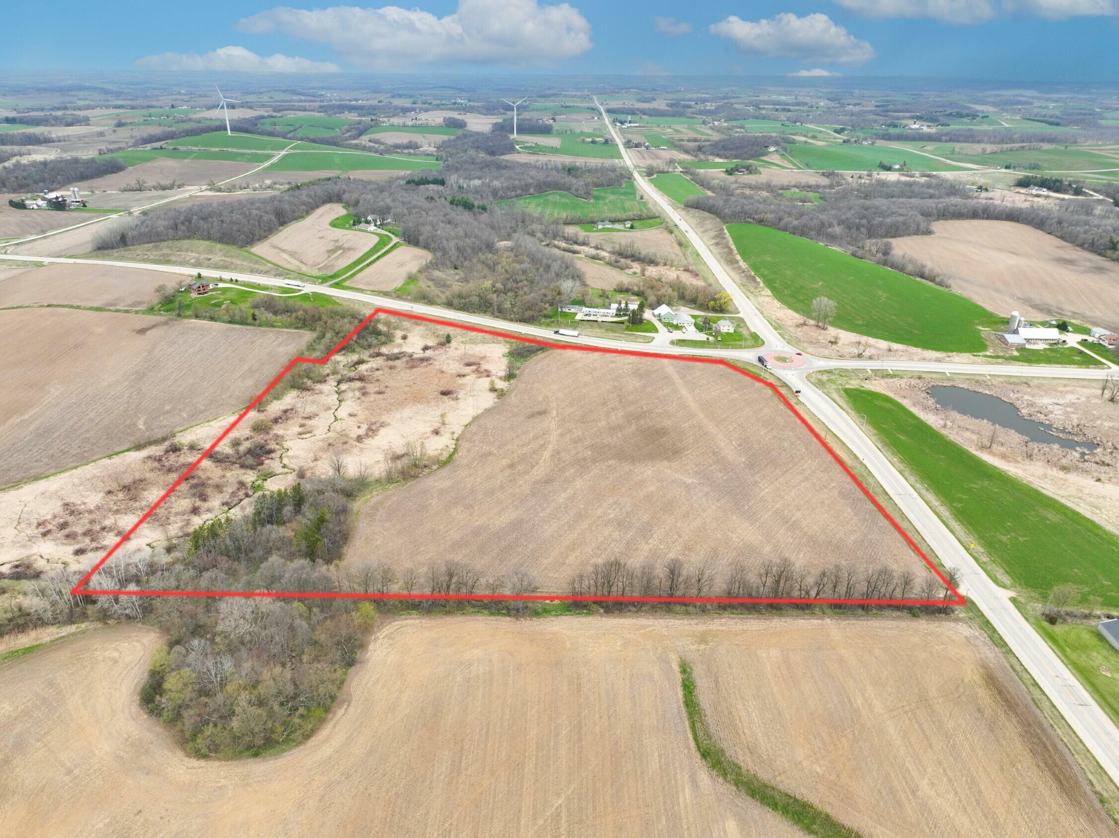 Property Photo: Lt3 State Road 33 - WI 53050