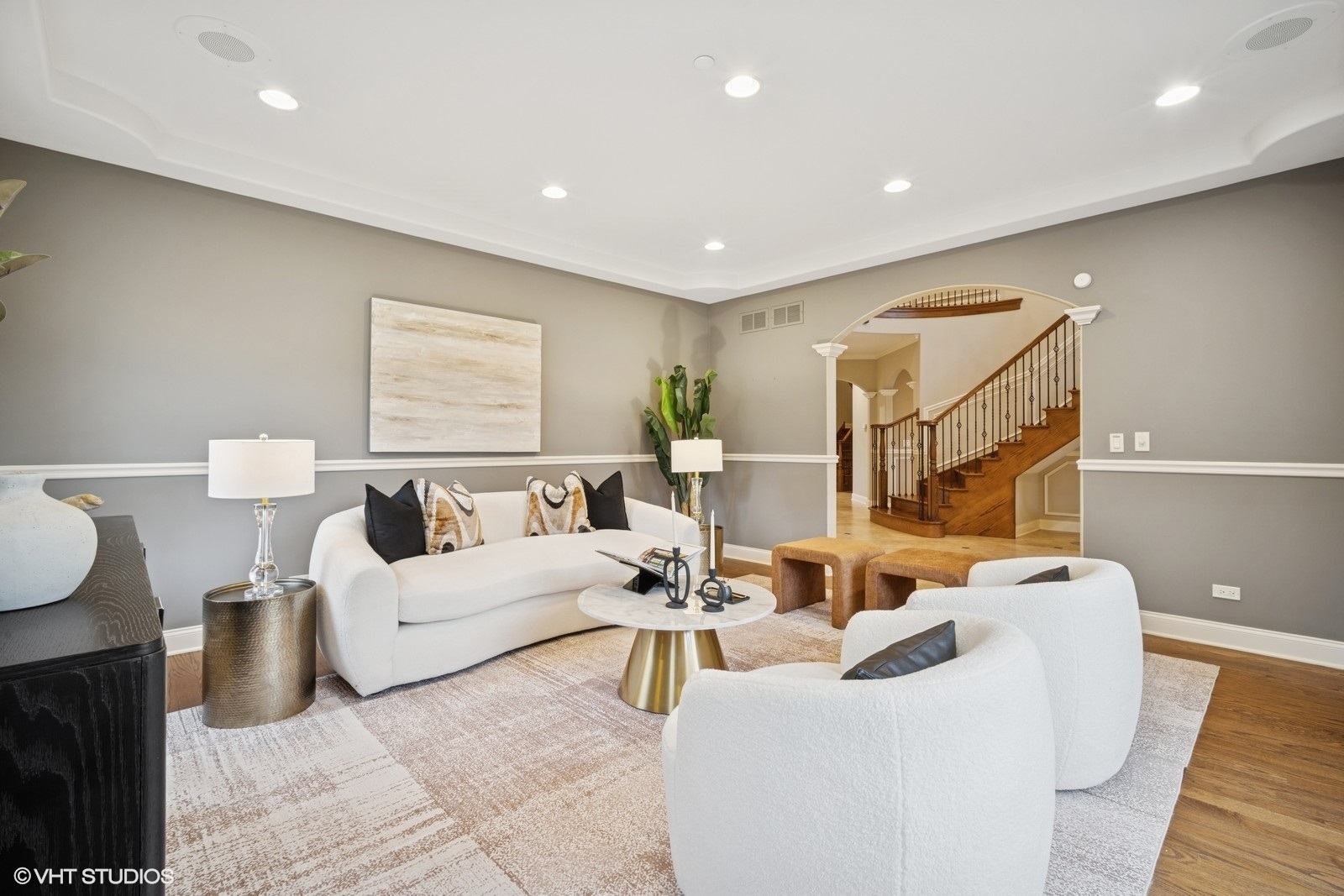 Property Photo: 1544 Walters Avenue IL 60062