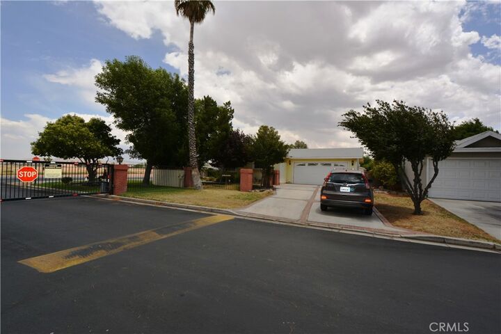 Property Photo:  21621 Sandia Road 16  CA 92308 