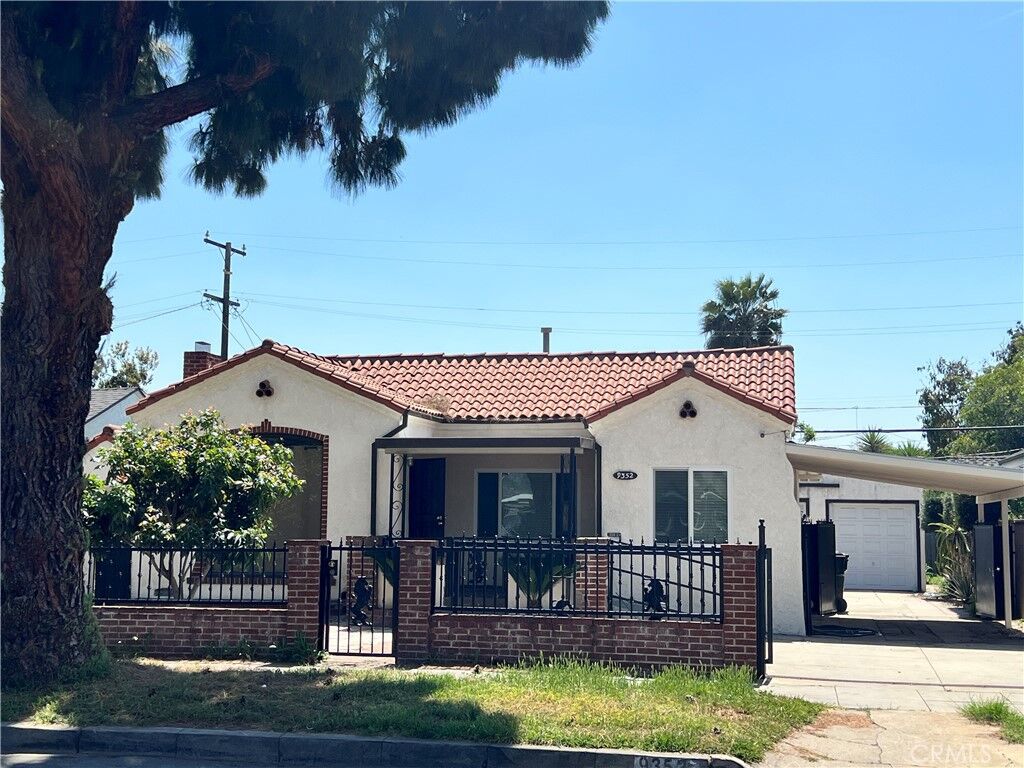 Property Photo: 9352 Beverly Road CA 90660
