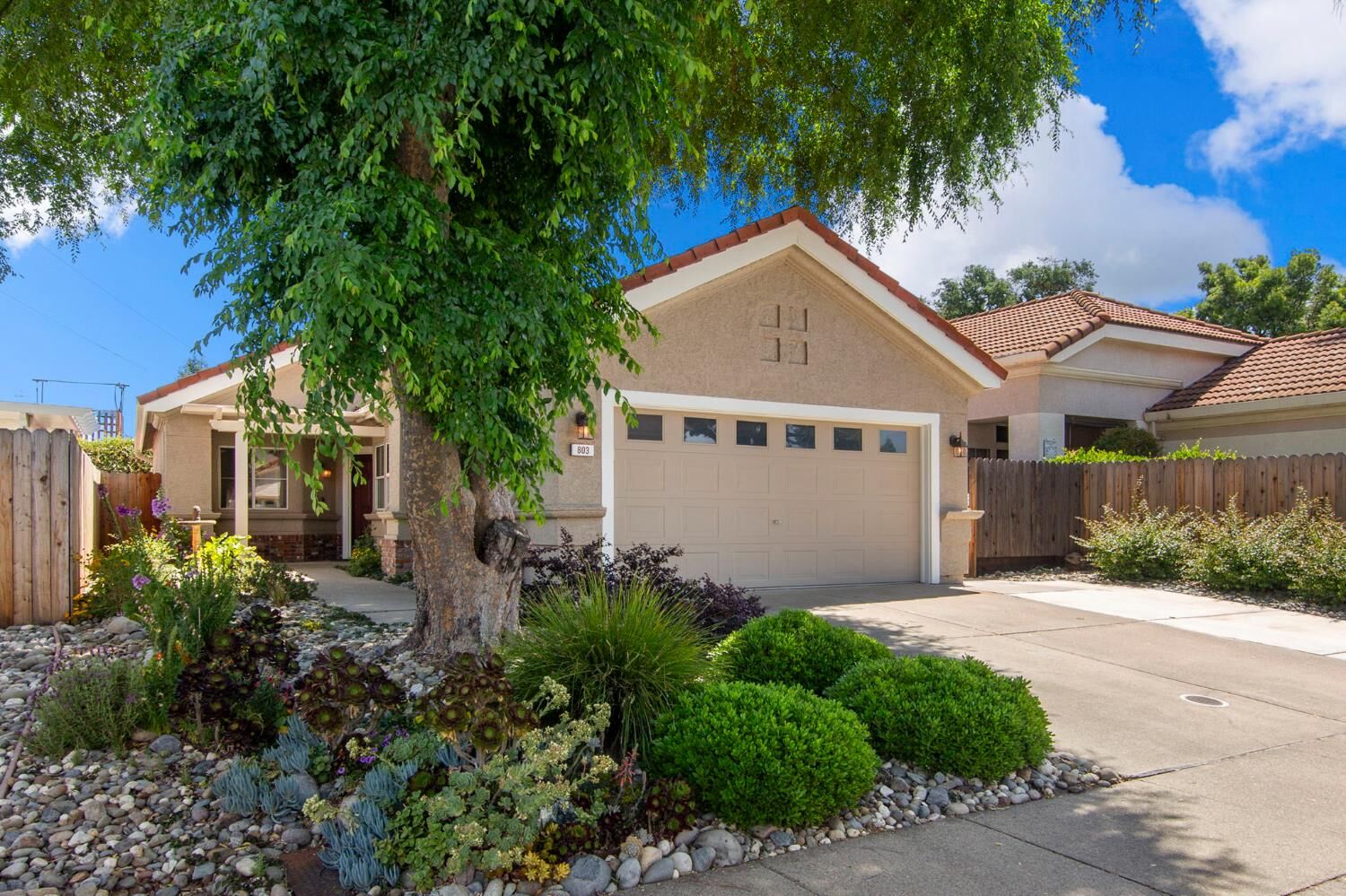 Property Photo:  803 Reilly Court  CA 95747 