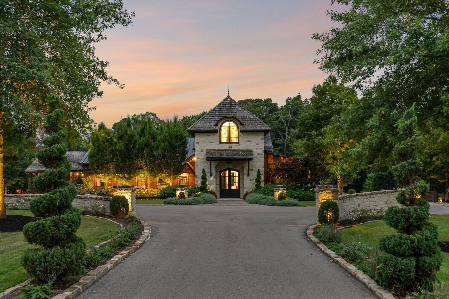 5715 Greenbrier Rd  Franklin TN 37064 photo
