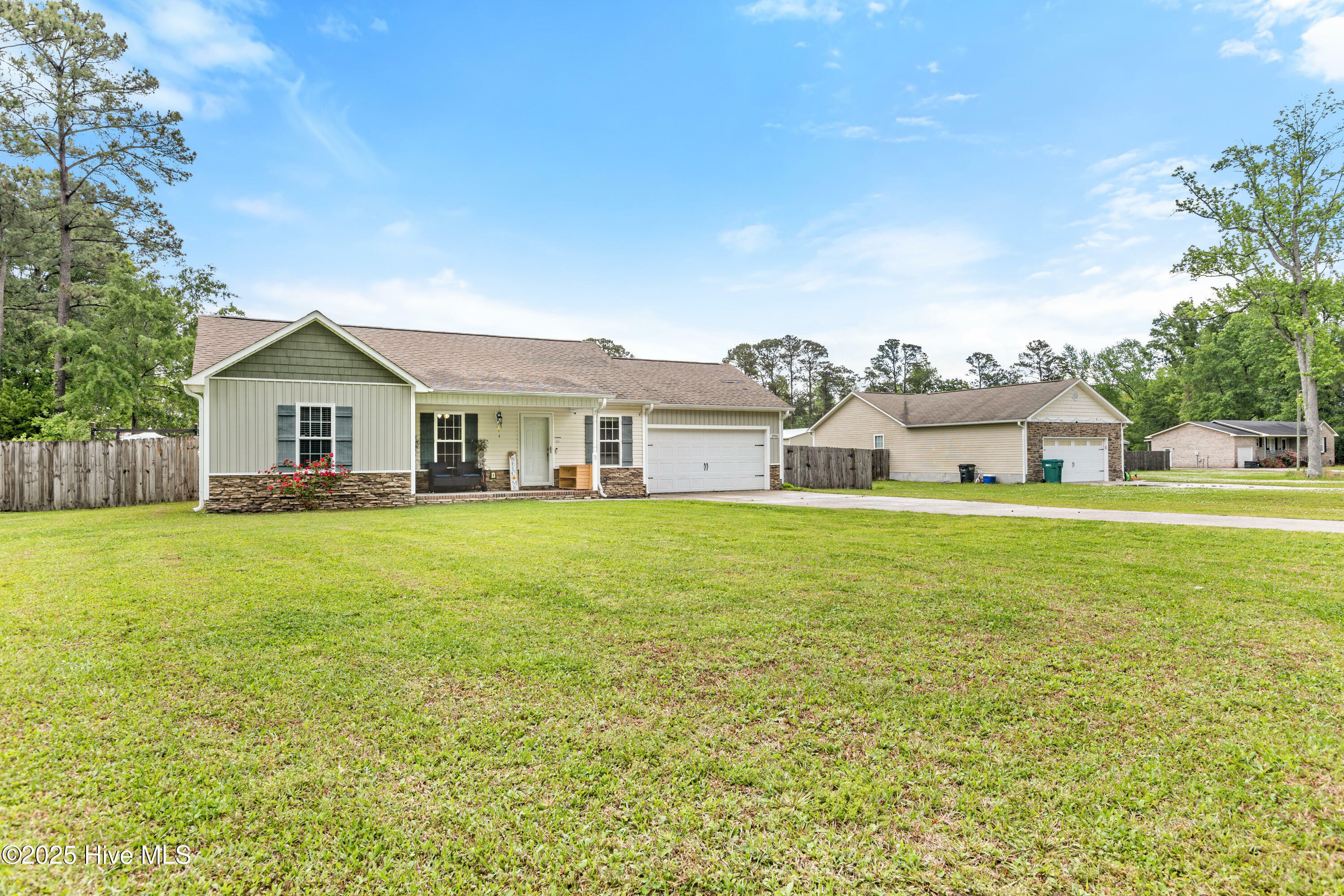Property Photo: 2910 Dawson Cabin Road NC 28540