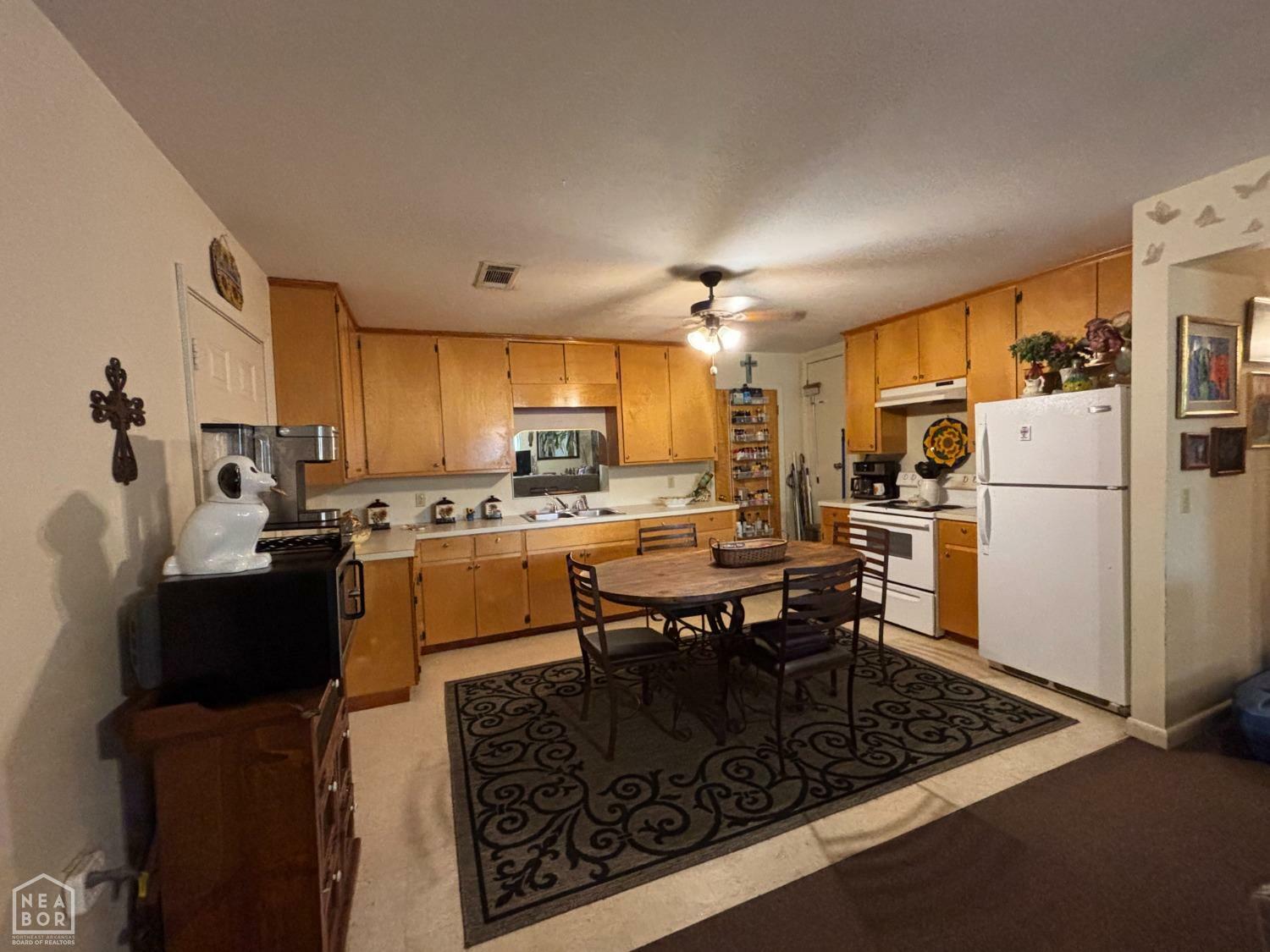 Property Photo: 204 SE 4th Street AR 72476
