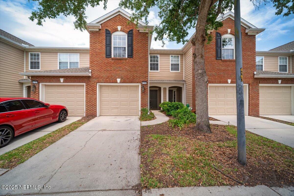 Property Photo: 4195 Marblewood Lane FL 32216