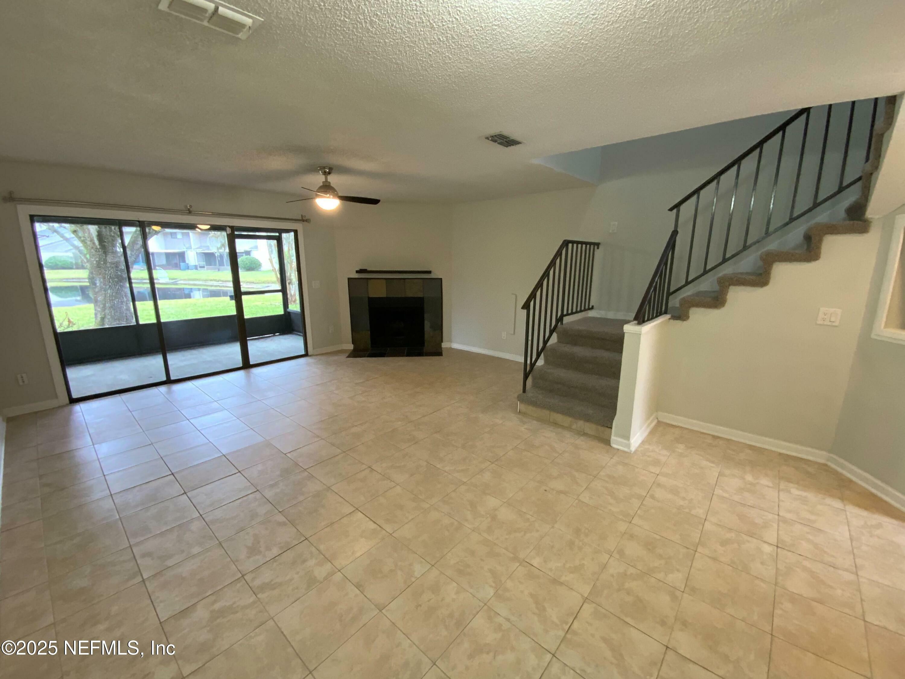 Property Photo: 3801 Crown Point Road 1202 FL 32257