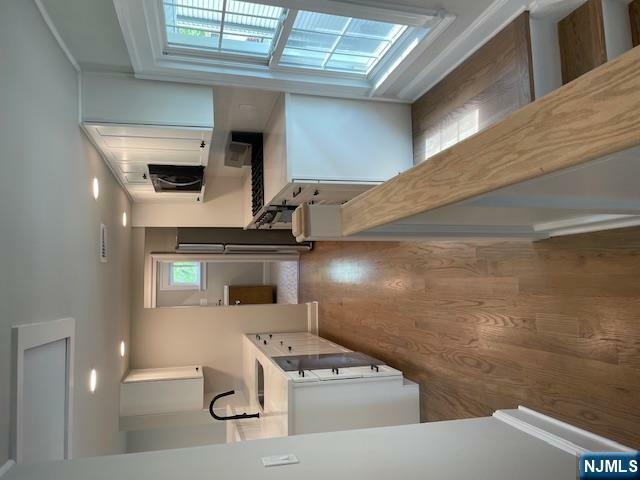 Property Photo:  18 Forest Avenue 2  NJ 07006 