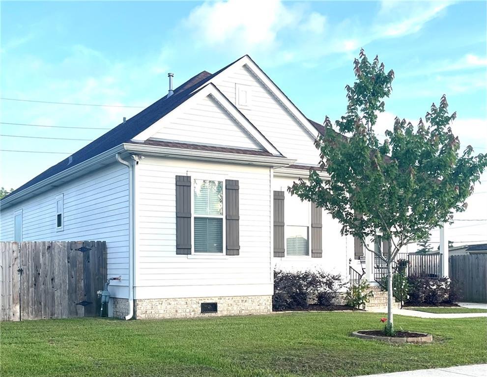 Property Photo: 2832 Pirate Drive LA 70043