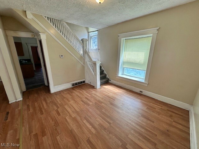 Property Photo: 999 Collinwood Avenue OH 44310