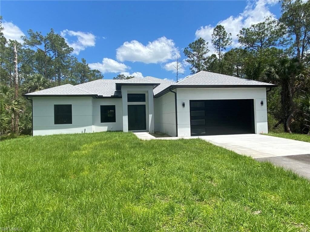 Property Photo:  1918 Blue Sage Dr  FL 34117 