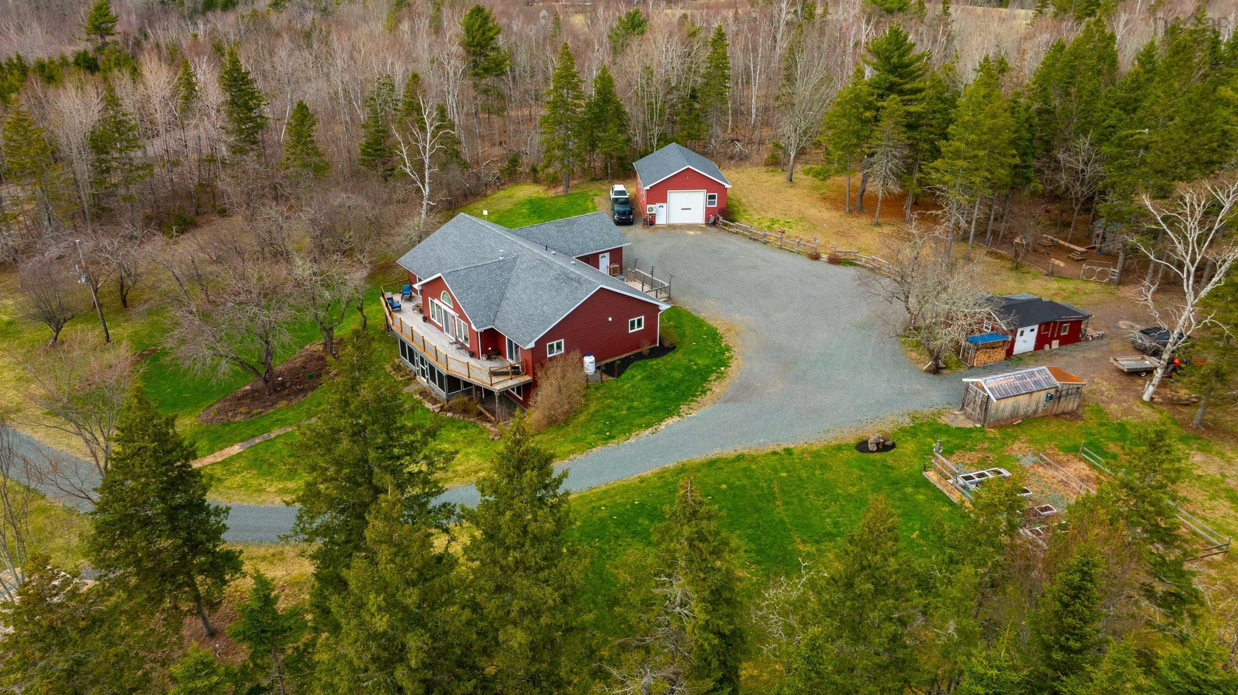 Property Photo: 204 Loop Of Route 311 NS B0K 1V0