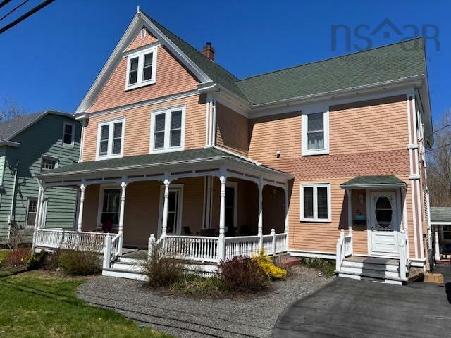 Property Photo: 23 Pleasant Street NS B0J 2E0