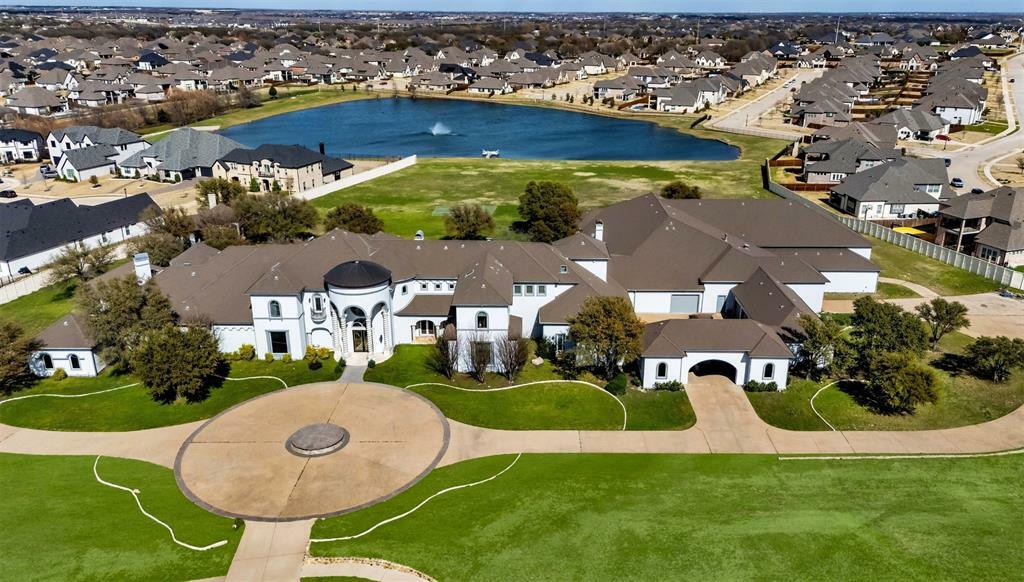 Property Photo: 1400 Copper Point Drive TX 75078