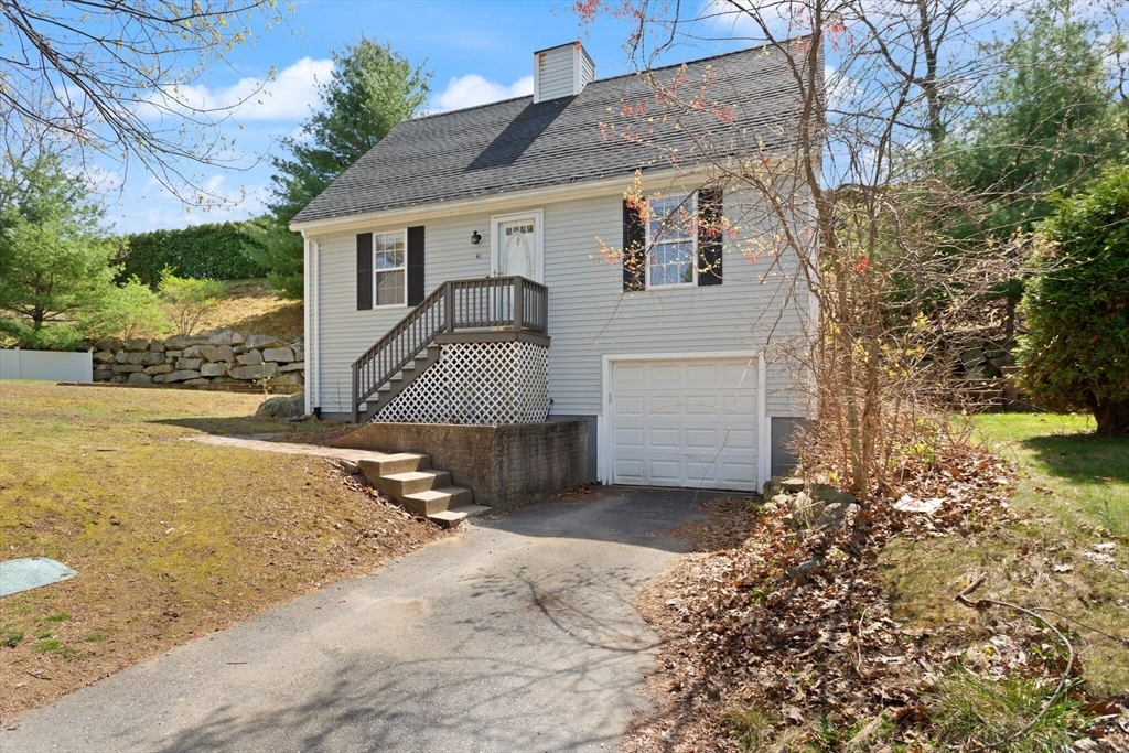 Property Photo: 41 Tecumseh Trl MA 01752