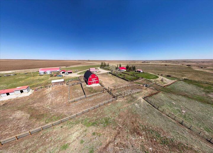 Property Photo:  204050 RR 245  AB T0L 1P0