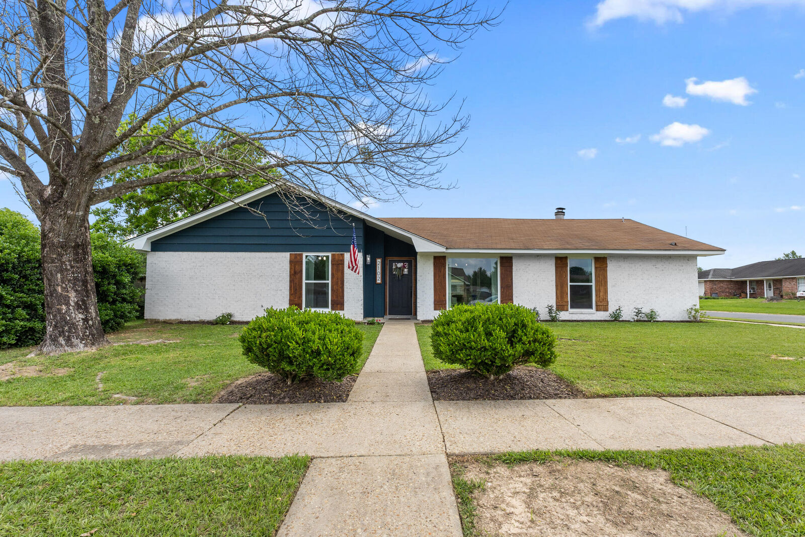 Property Photo:  2102 Plum St  LA 70634 