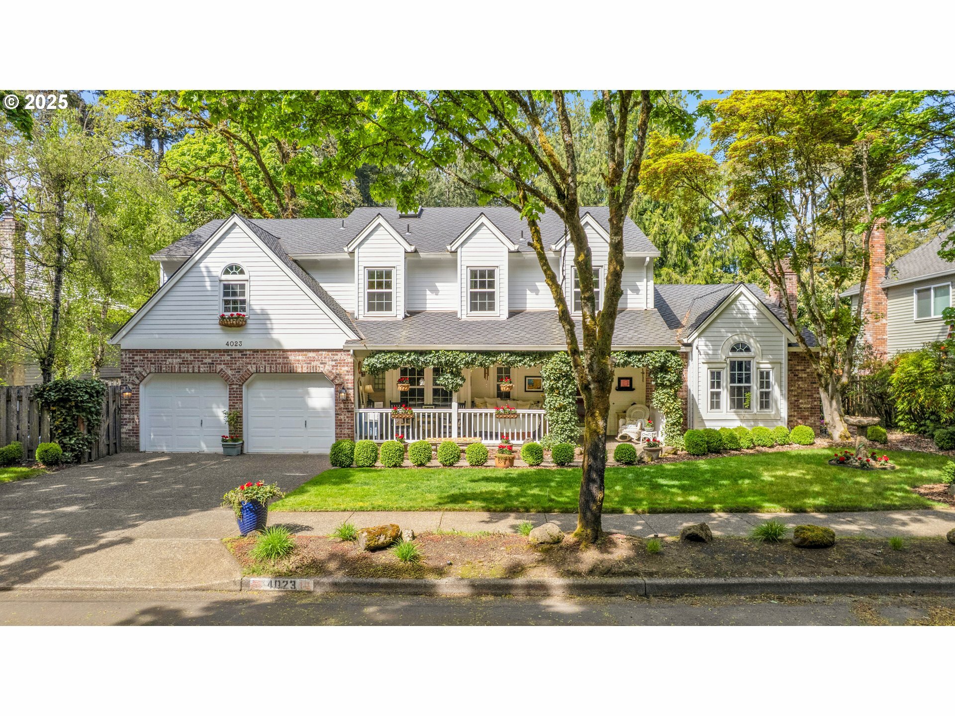 4023 Melissa Dr  Lake Oswego OR 97034 photo