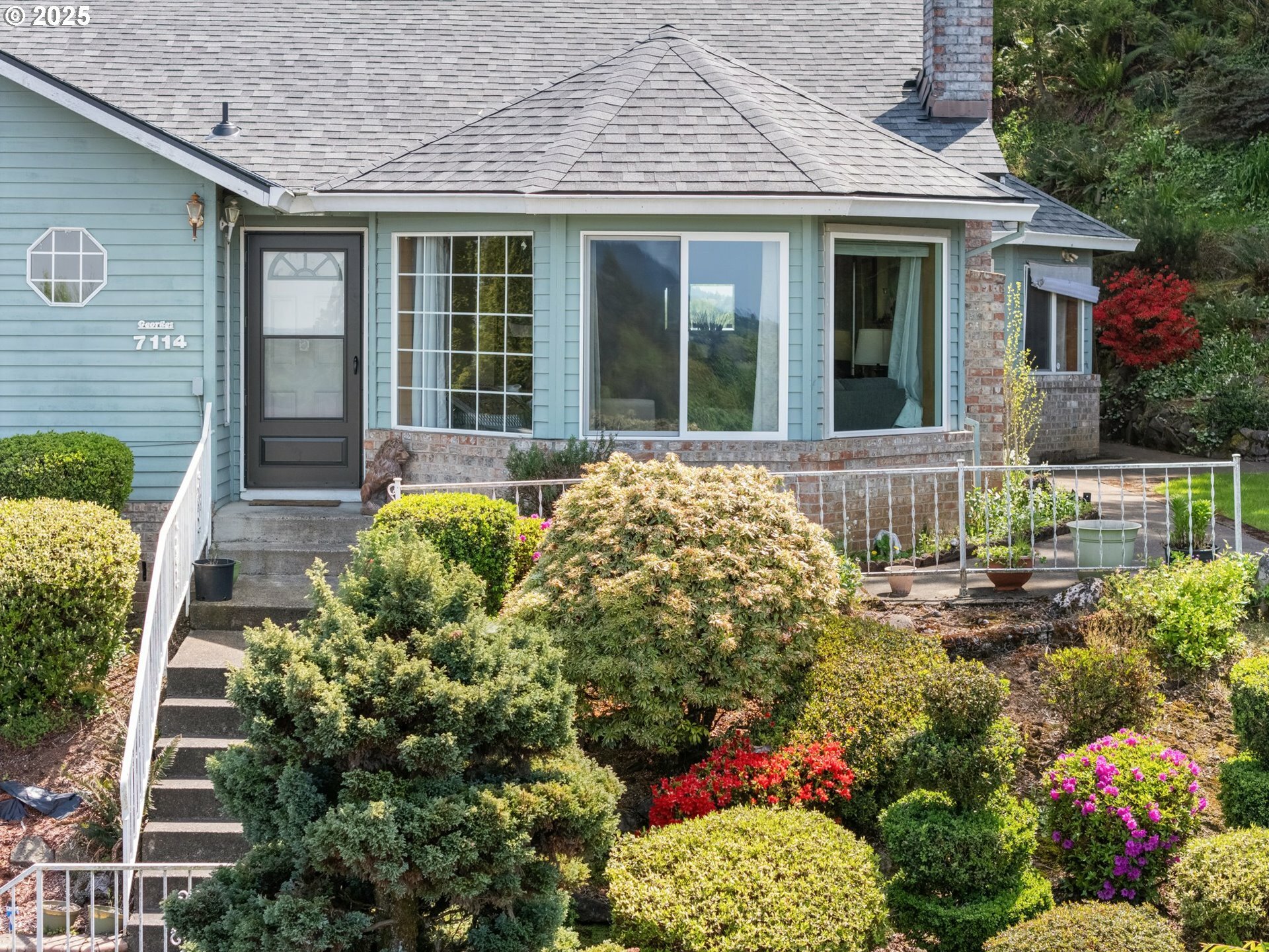 Property Photo: 7114 SE 116th Ave OR 97266