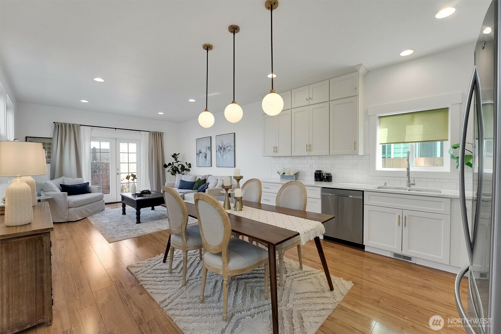 Property Photo: 10230 17th Avenue SW WA 98146