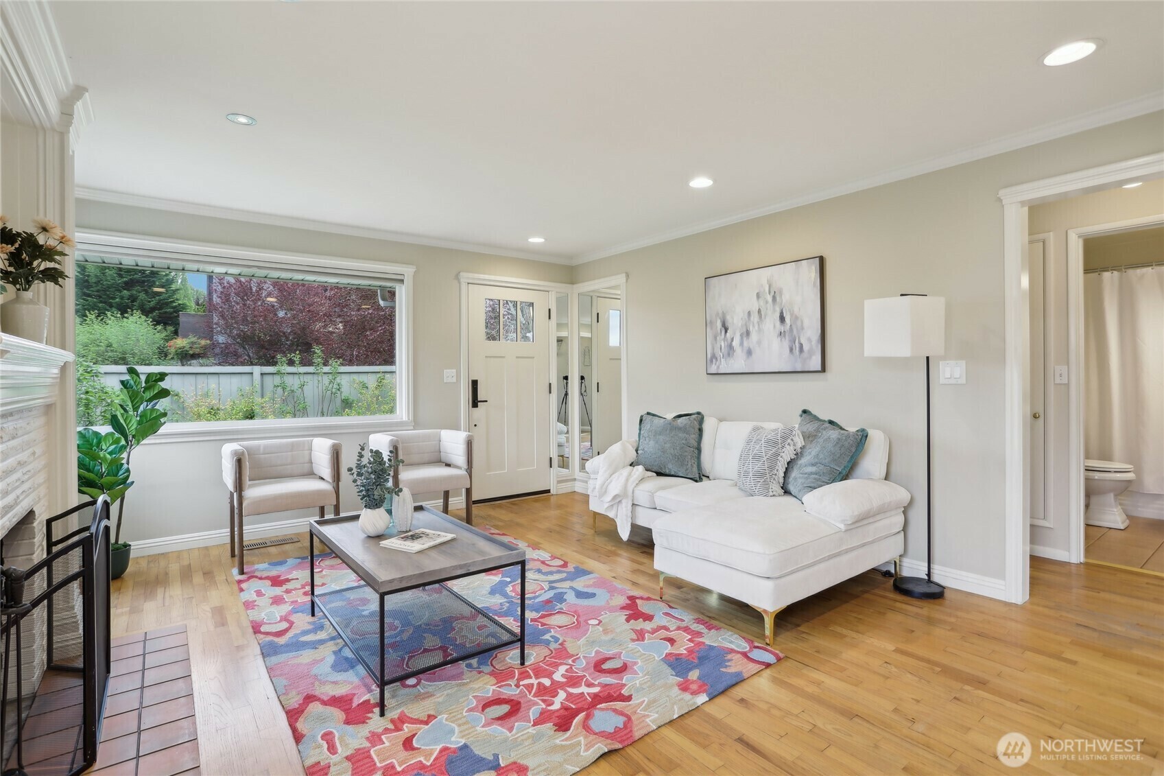 Property Photo: 2316 W Dravus Street WA 98199