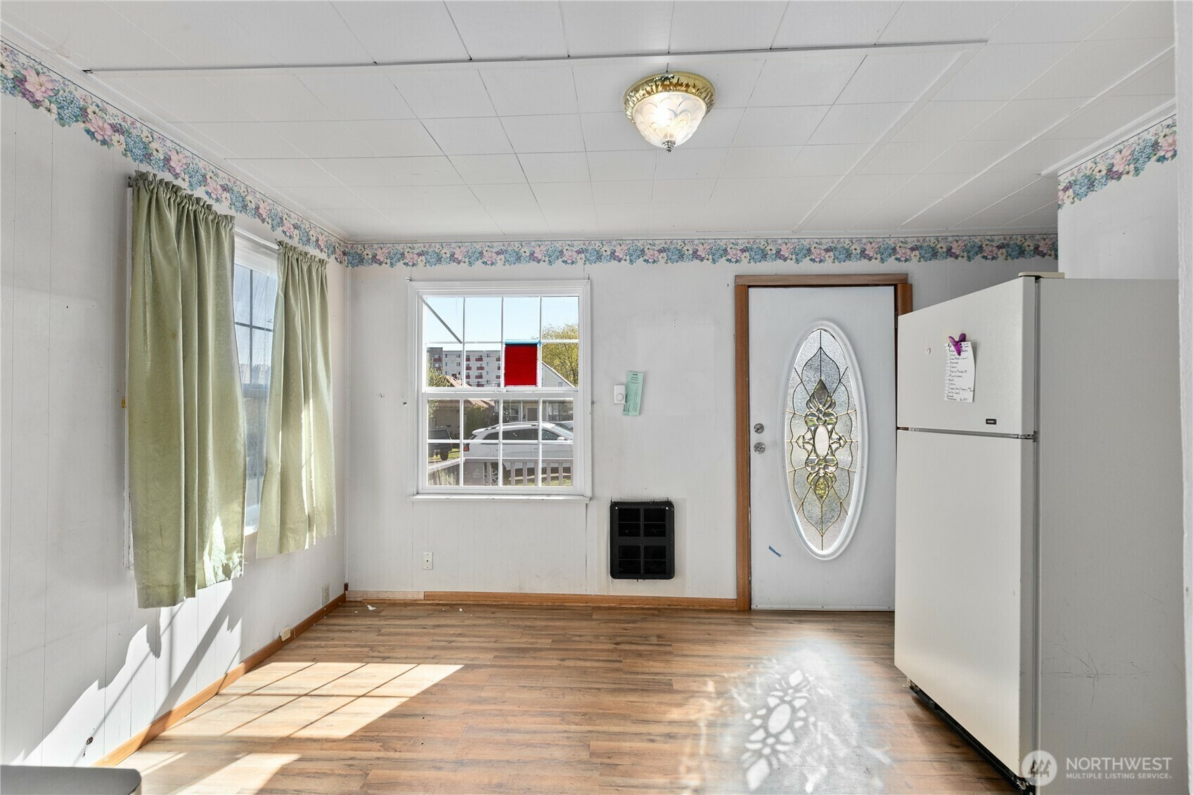 Property Photo: 2928 Nassau Street WA 98201