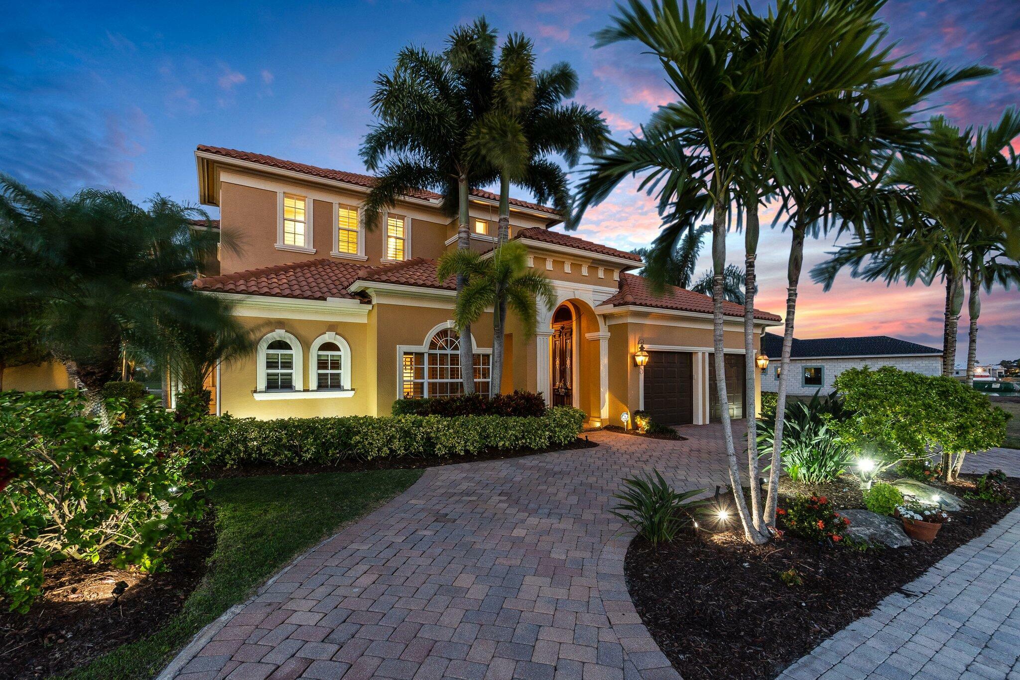 Property Photo: 113 SE Via Verona FL 34984
