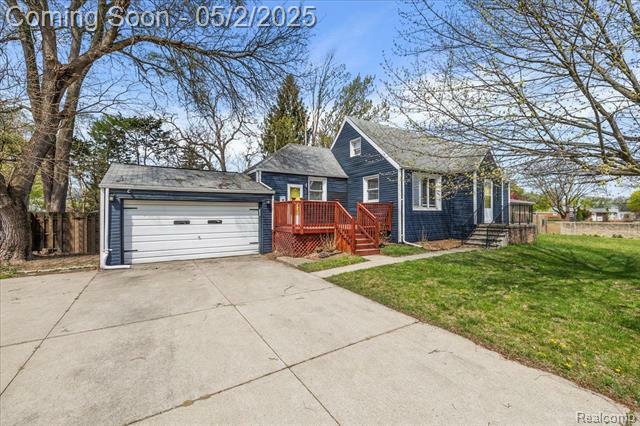 Property Photo: 28961 Palomino Drive MI 48093