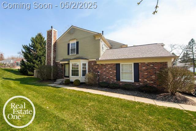 Property Photo: 1490 Saddle Lane MI 48306