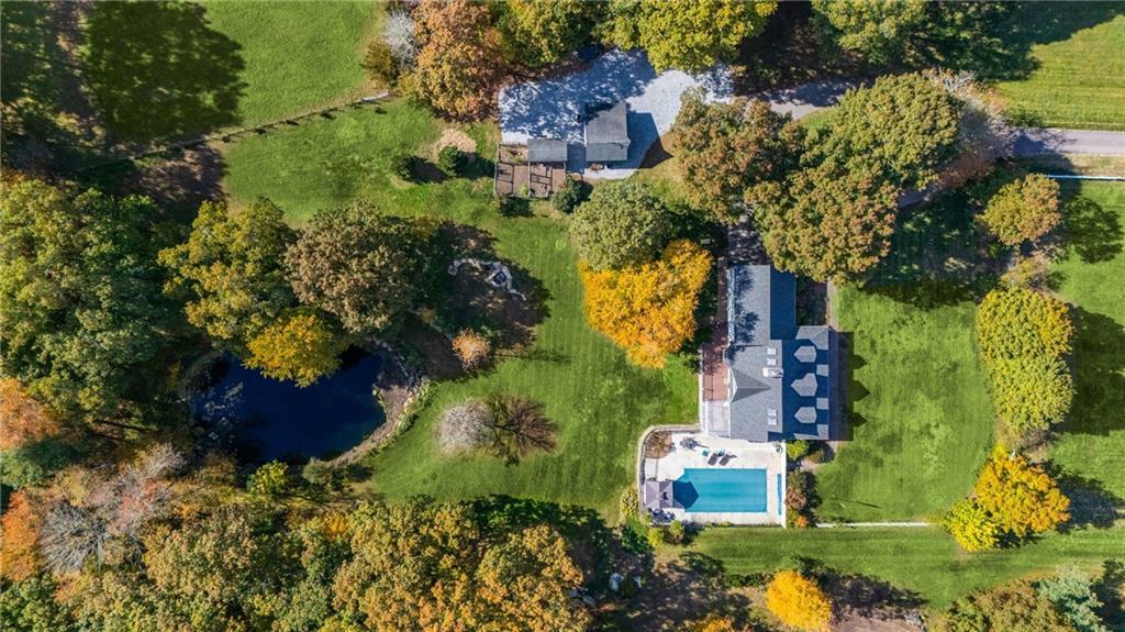 Property Photo: 11 Pequot Lane RI 02804