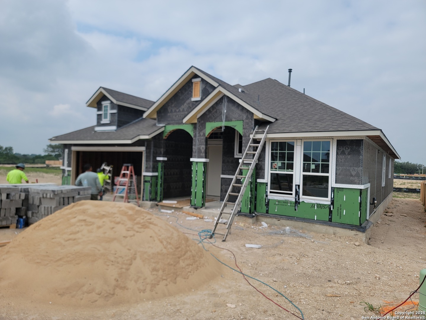 Property Photo: 3716 Canby Oak Bluff TX 78155