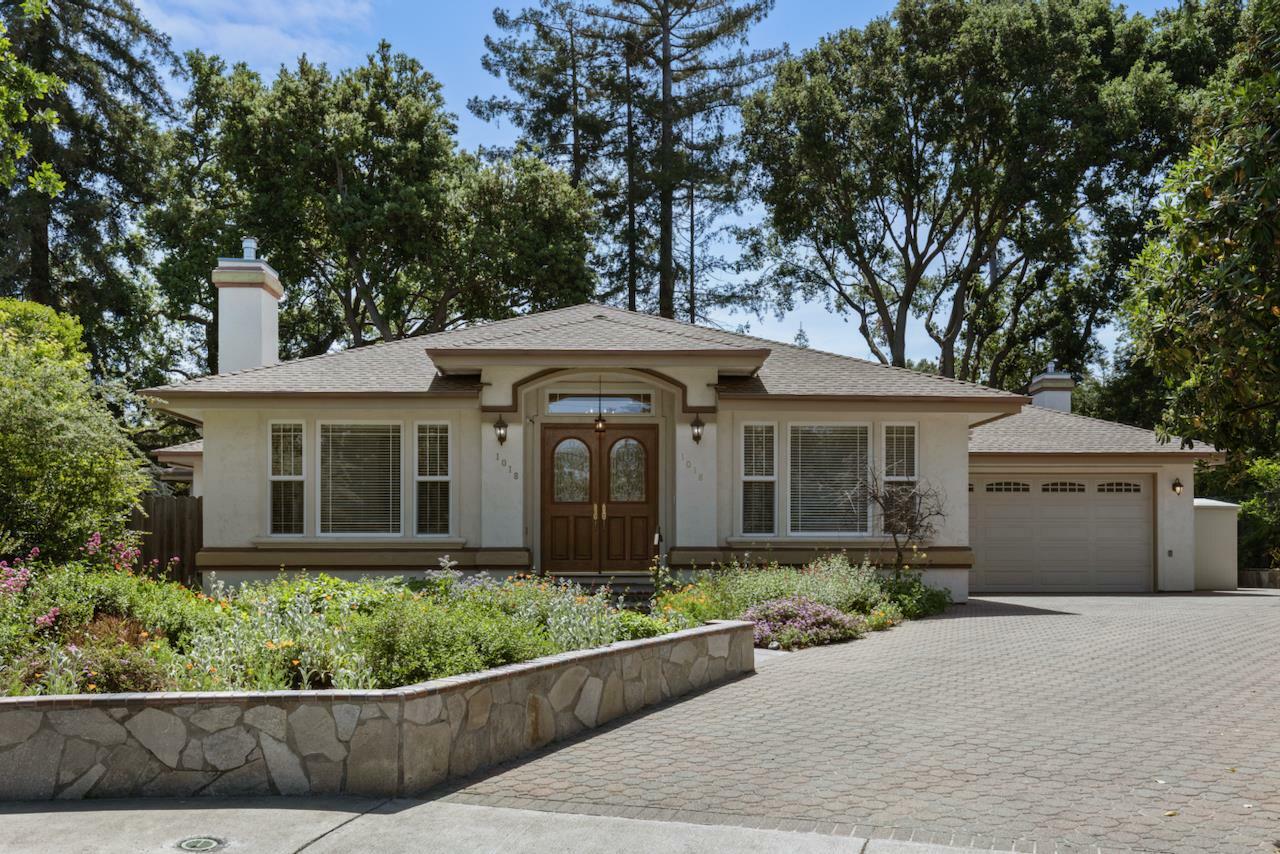 Property Photo:  1018 Loma Prieta Court  CA 94024 