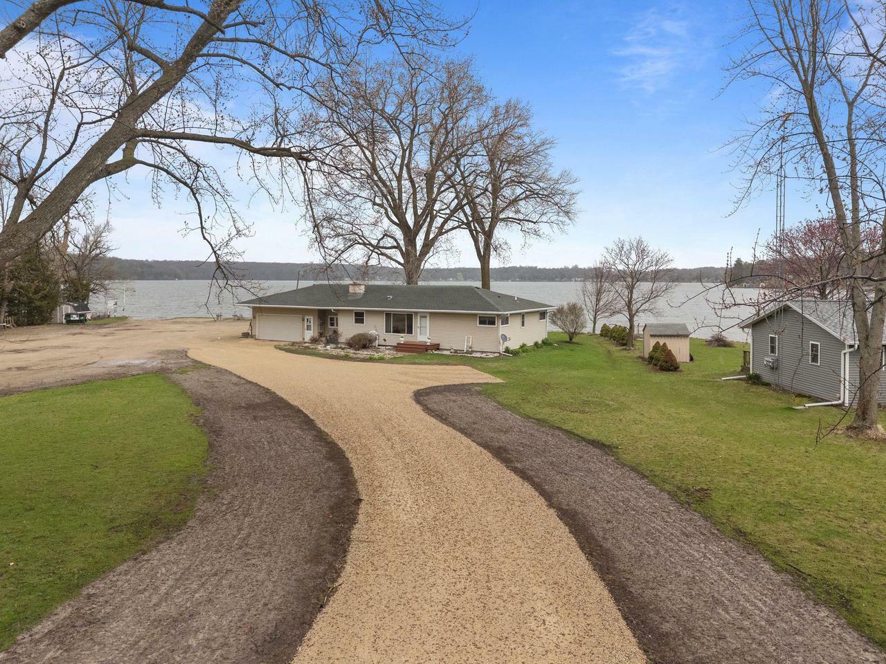 W2138 Melmar Drive  Markesan WI 53946 photo