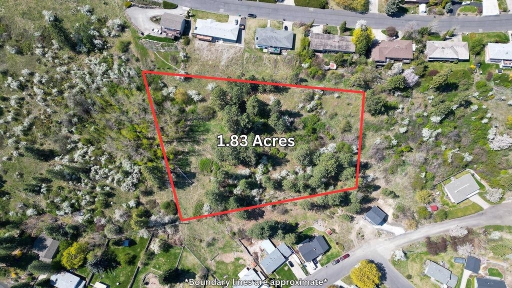 Property Photo:  Nka N Mountain View Ln  WA 99208 
