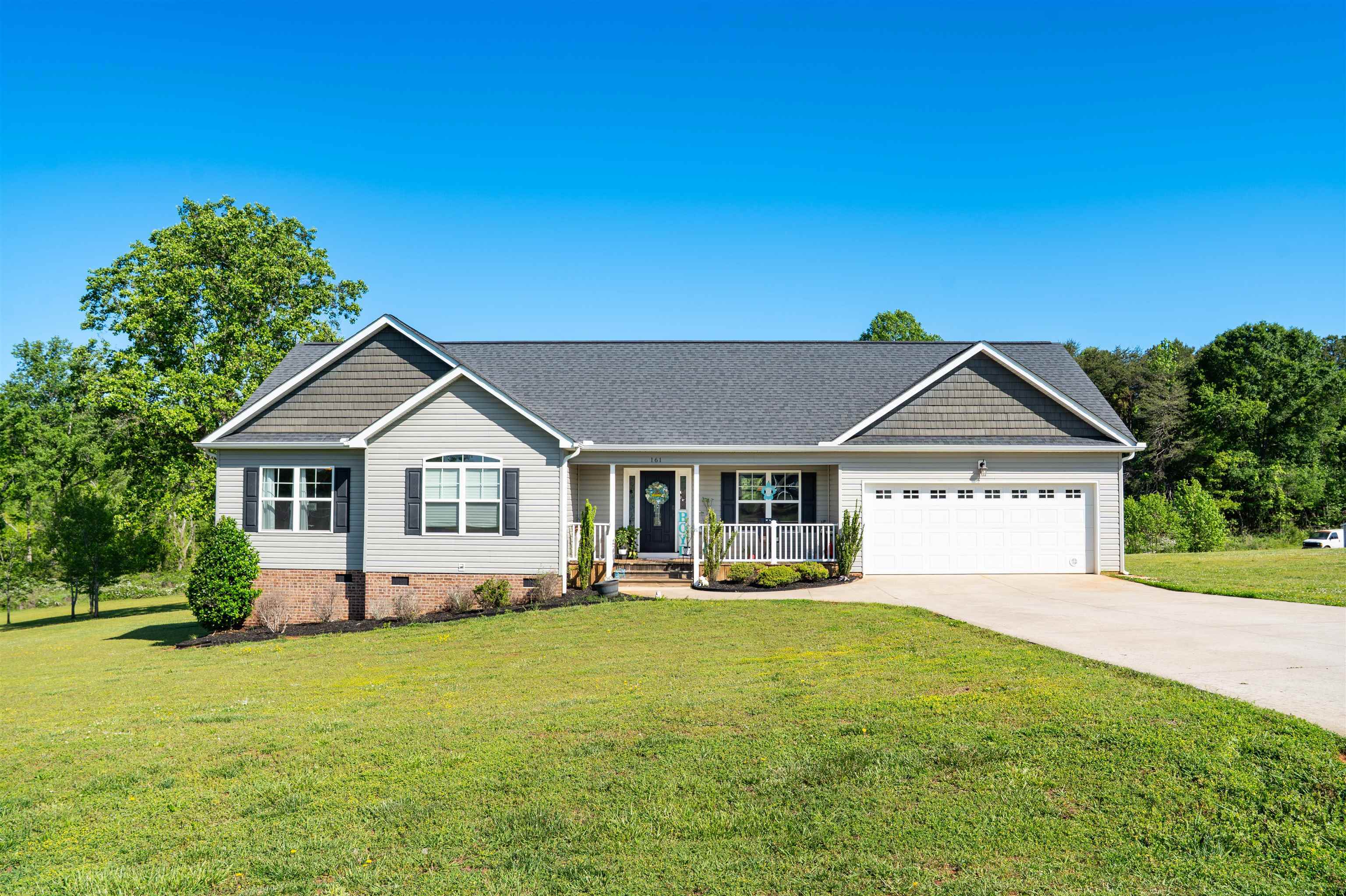 Property Photo: 161 McCoy Circle SC 29341