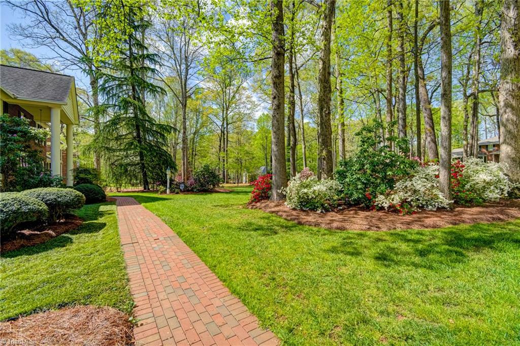 Property Photo: 3824 Tangle Oak Drive NC 27012