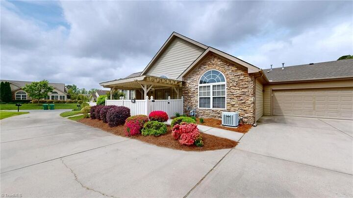 Property Photo:  4271 Plantation Ridge Lane  NC 27409 