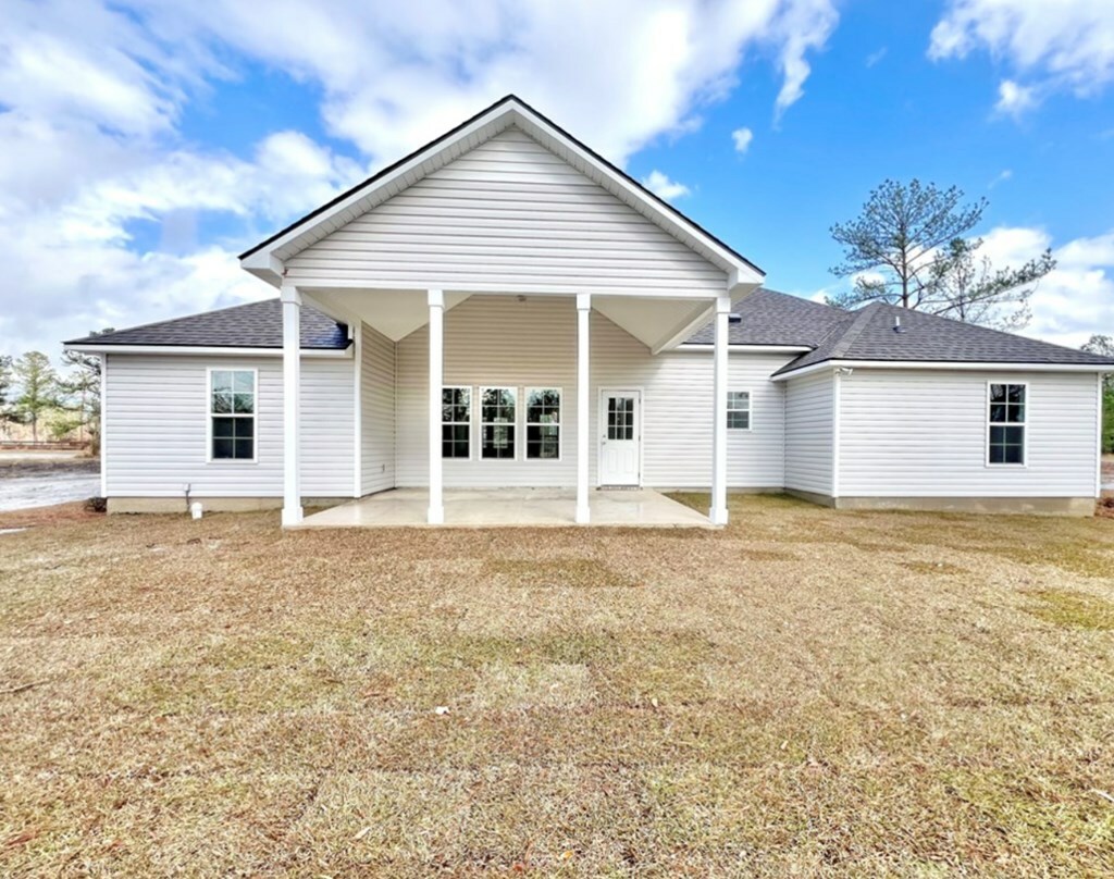 Property Photo: 6452 Lake Alapaha Blvd GA 31641