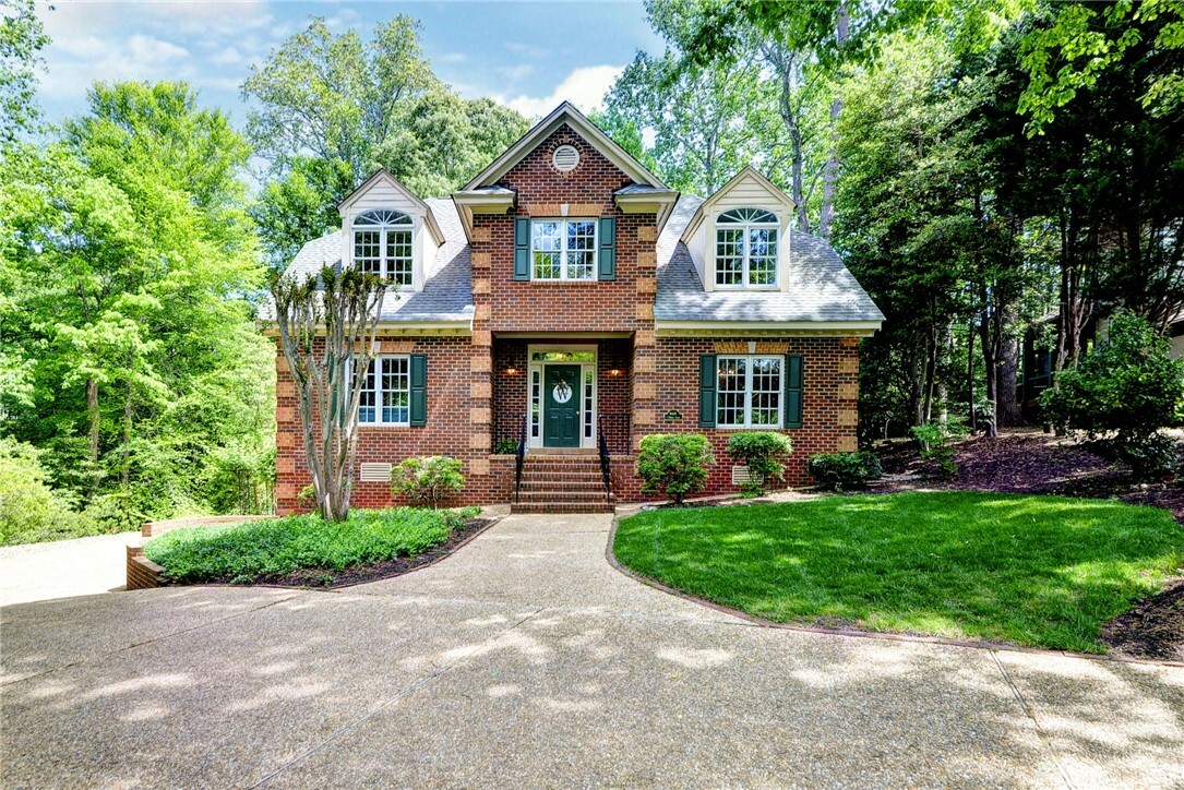 Property Photo: 7 Hague Close VA 23185