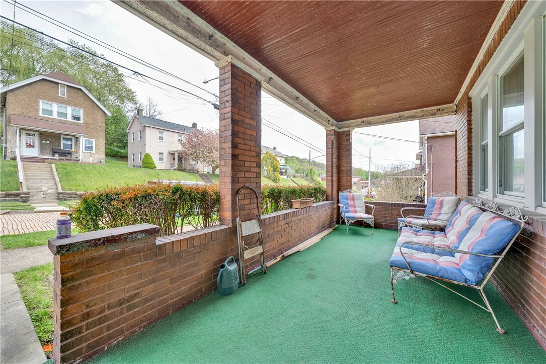 Property Photo:  532 Ohio Avenue  PA 15059 