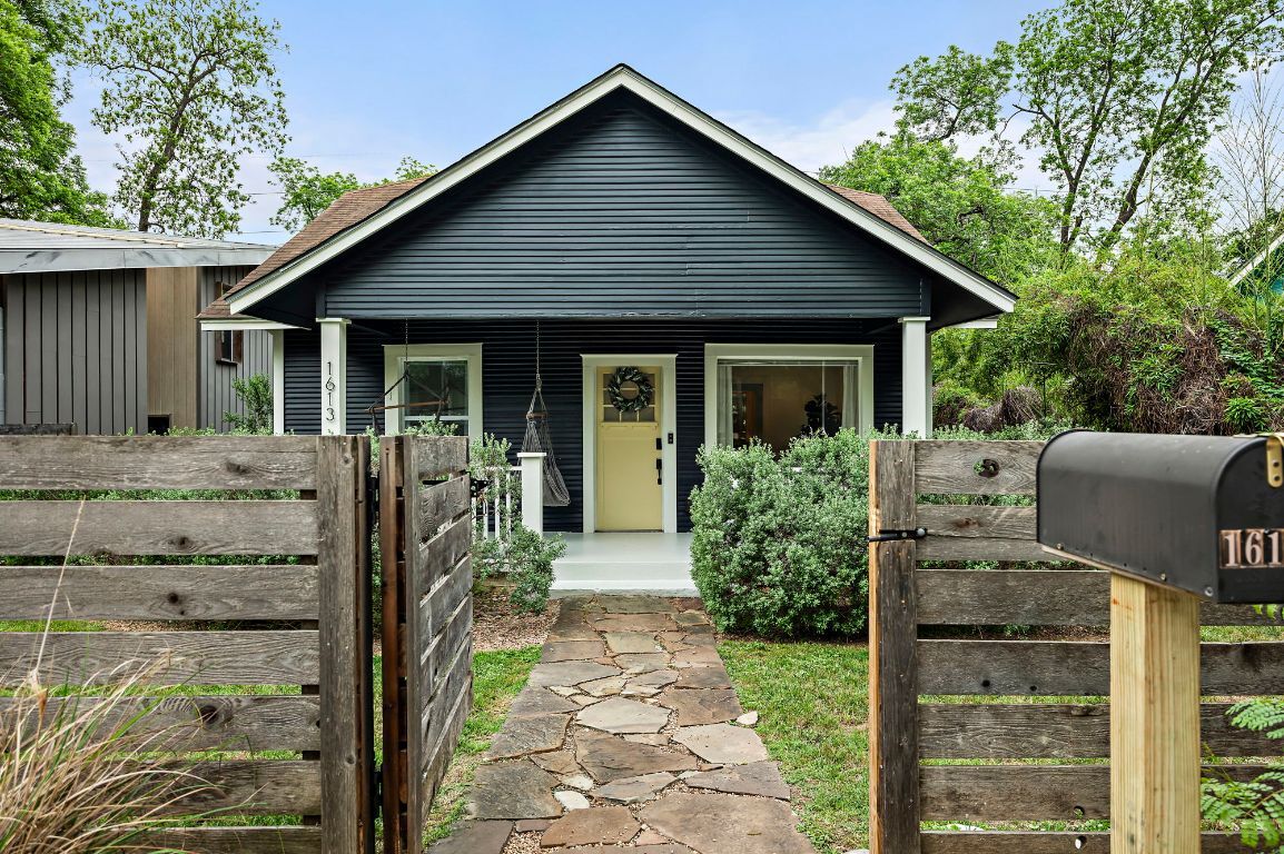 Property Photo:  1613 Garden Street  TX 78702 