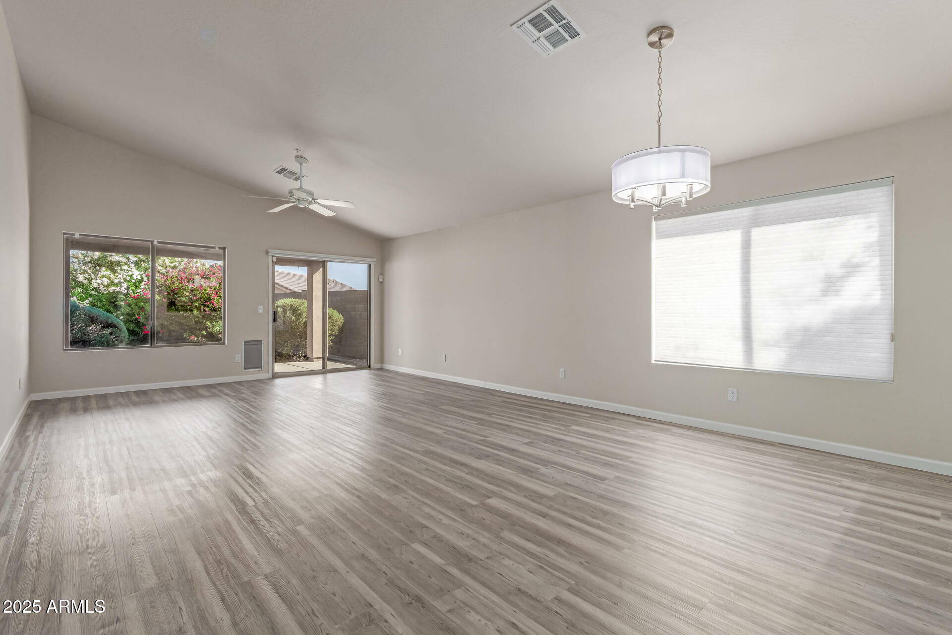 Property Photo: 10431 E Morning Star Drive AZ 85255